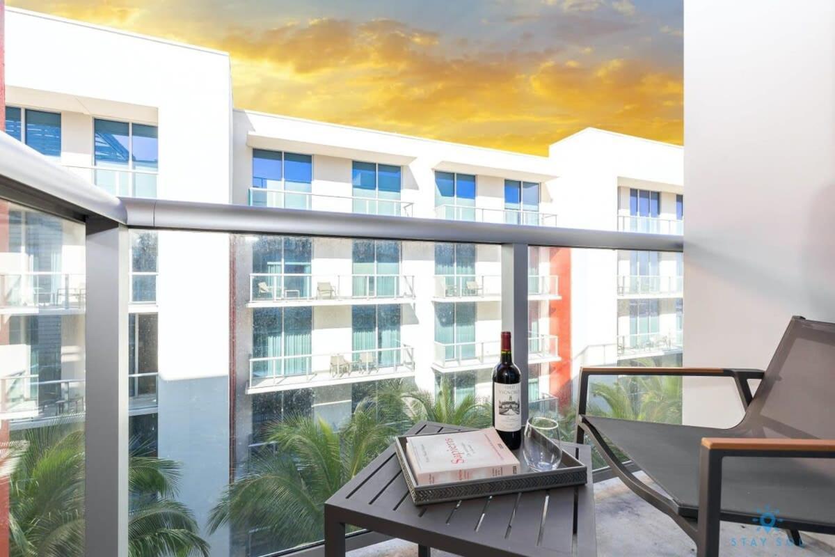 Tropical Oasis - Rooftop Pool- Near Beach - Gym Hollywood Exterior foto
